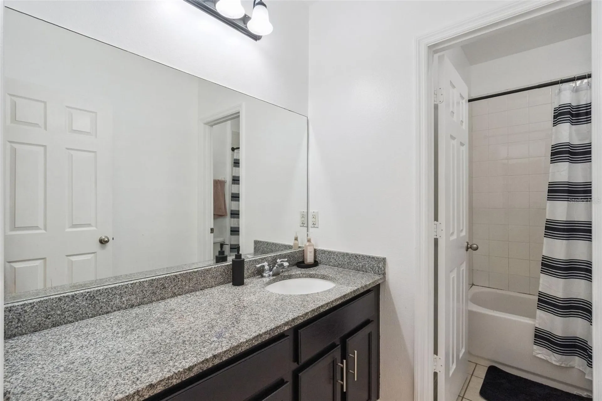 3054 Cameron Drive Kissimmee FL 34743