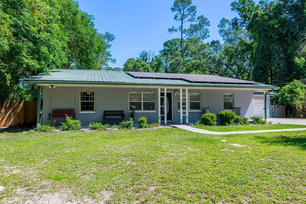 917 SW 2nd Avenue Trenton FL 32693