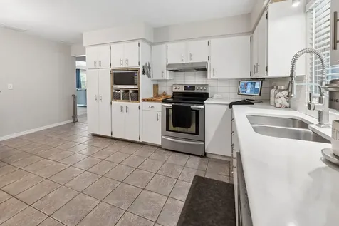 917 SW 2nd Avenue Trenton FL 32693