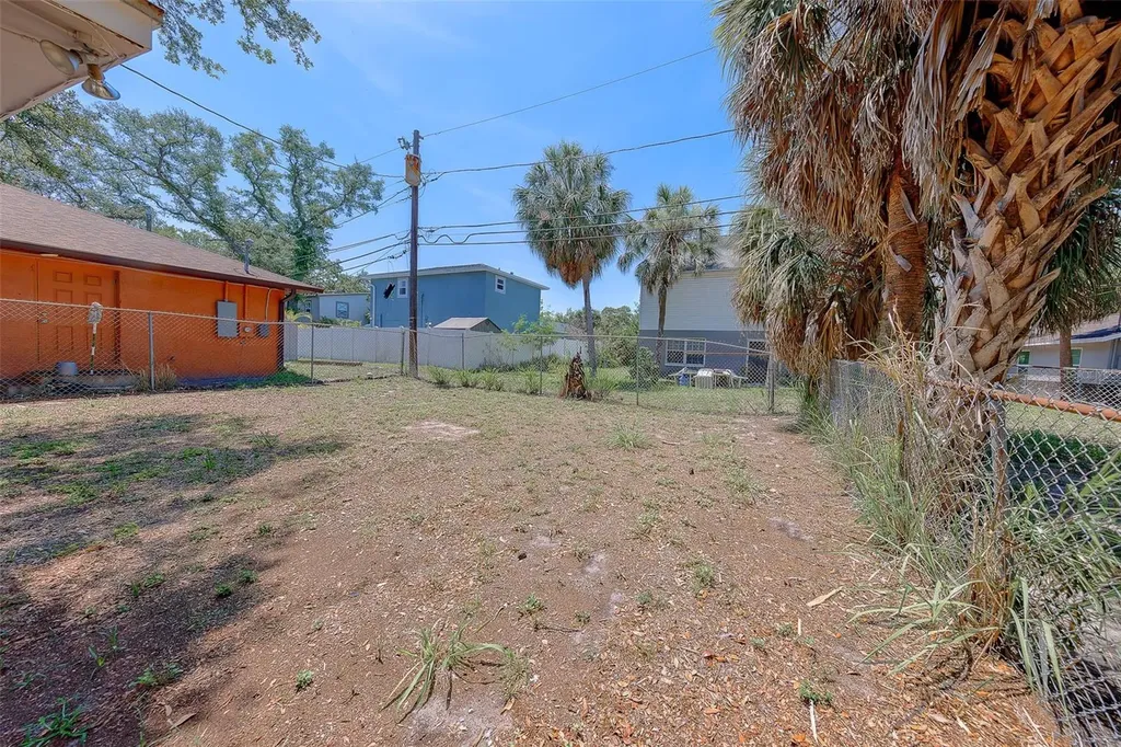 2534 Irving Avenue S St Petersburg FL 33712