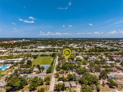 2534 Irving Avenue S St Petersburg FL 33712