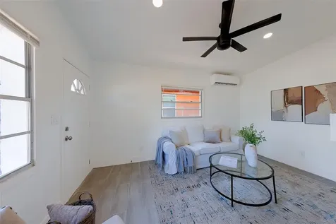 2534 Irving Avenue S St Petersburg FL 33712