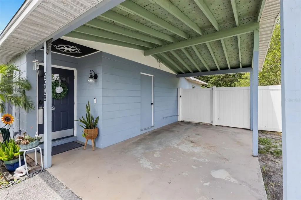 5508 Whitmore Drive Tampa FL 33634