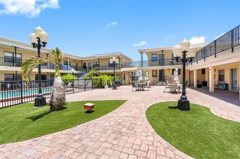 16333 Gulf Boulevard St Petersburg FL 33708