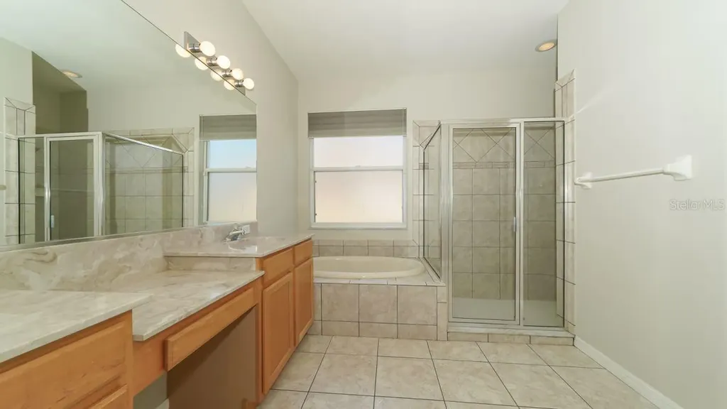 5453 New Covington Drive Sarasota FL 34233