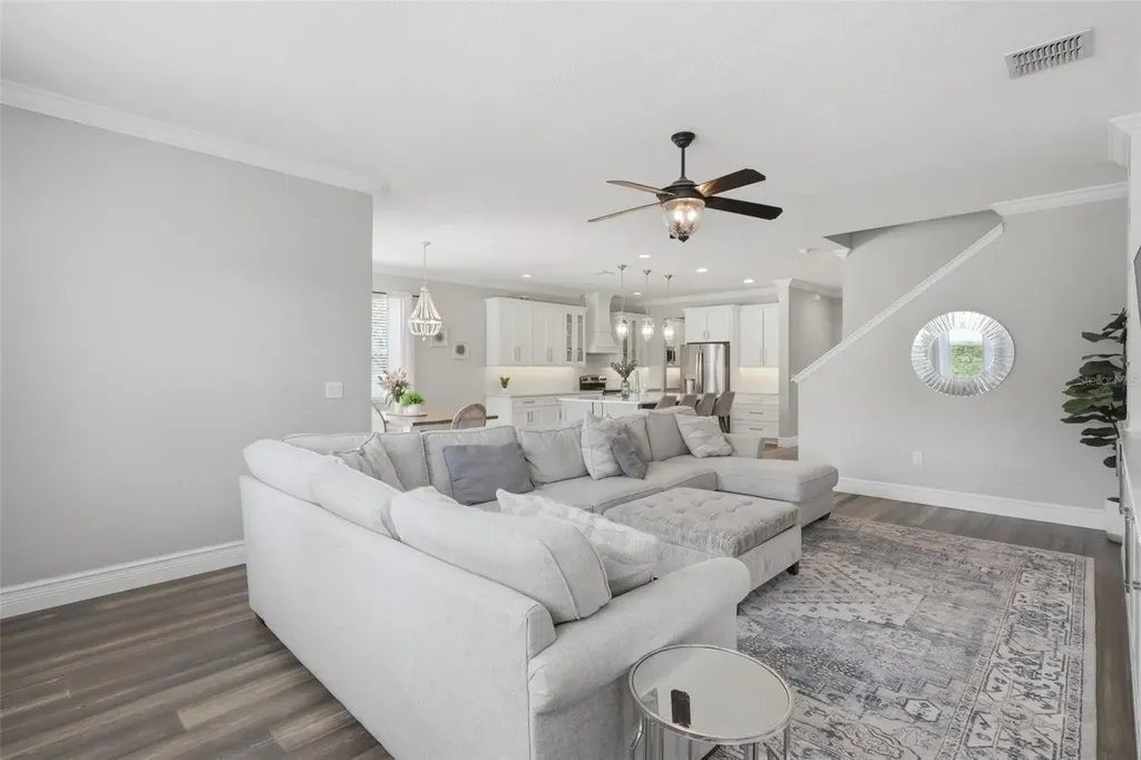 1065 Calla Lily Cove Oviedo FL 32766