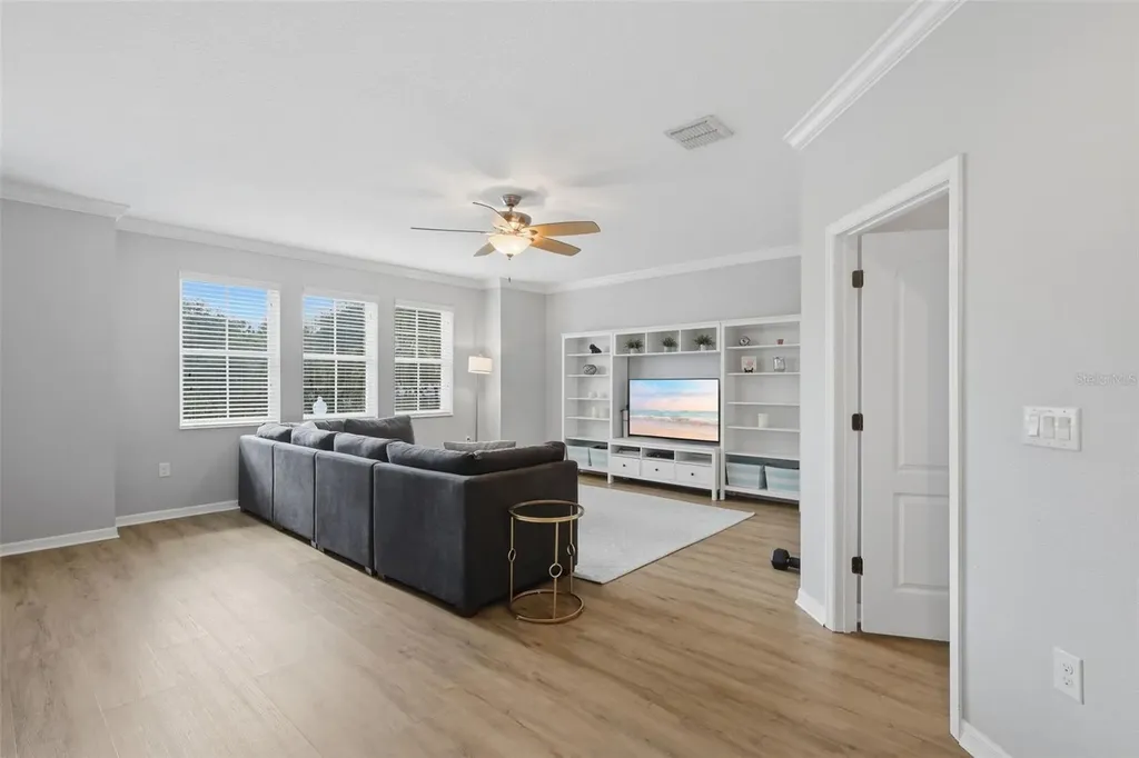 1065 Calla Lily Cove Oviedo FL 32766