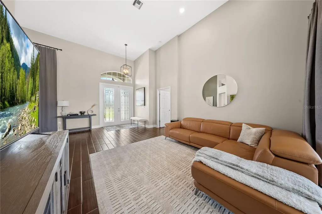 13401 Pointe Court Orlando FL 32828