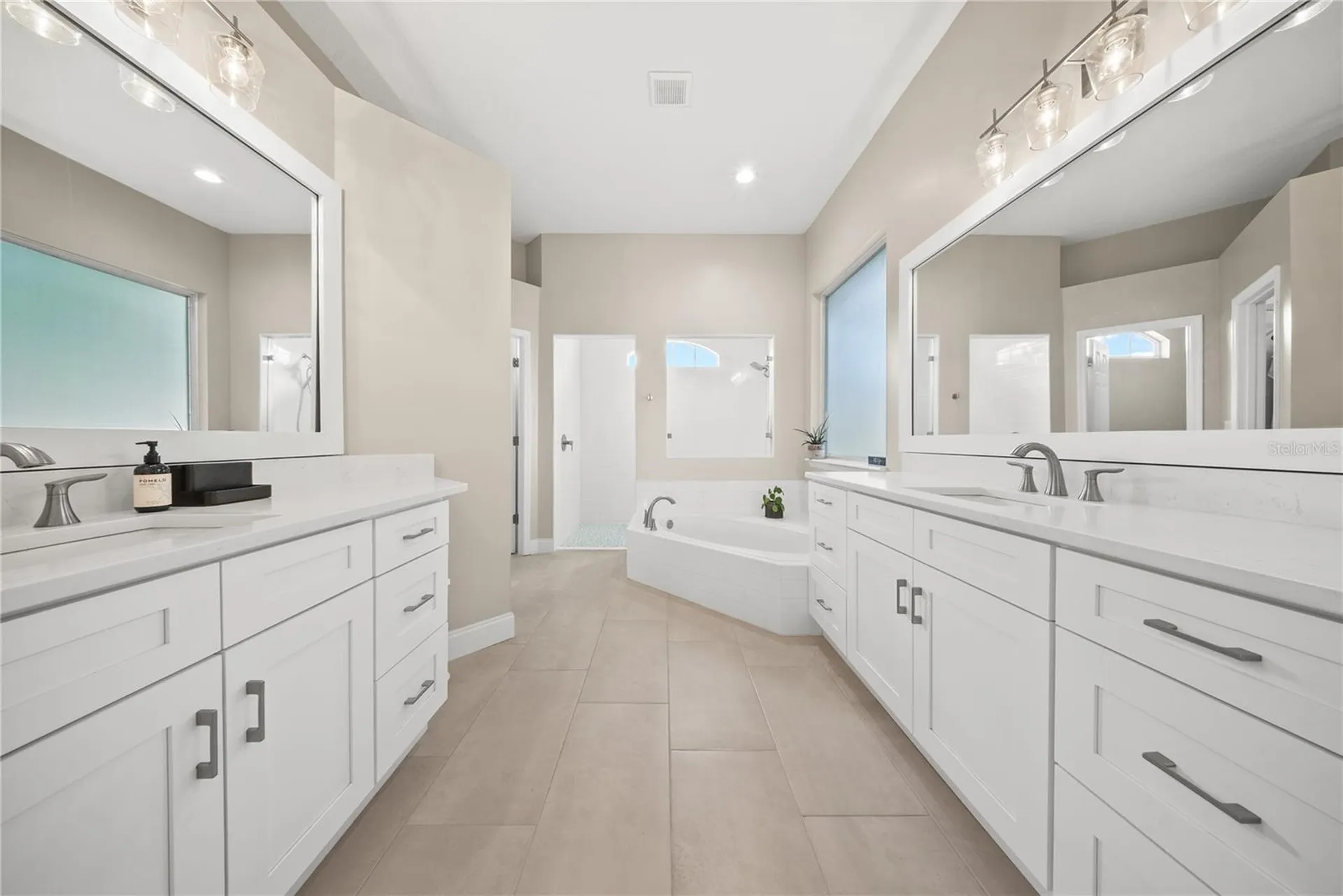 13401 Pointe Court Orlando FL 32828