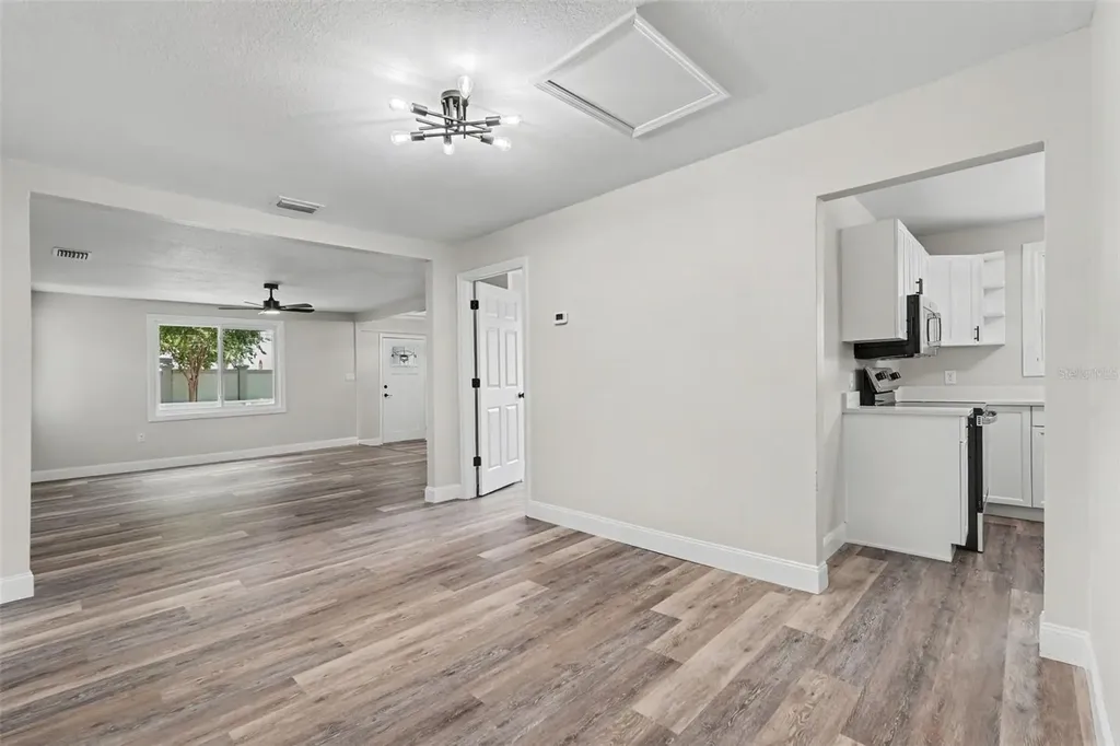 1804 E Comanche Avenue Tampa FL 33610