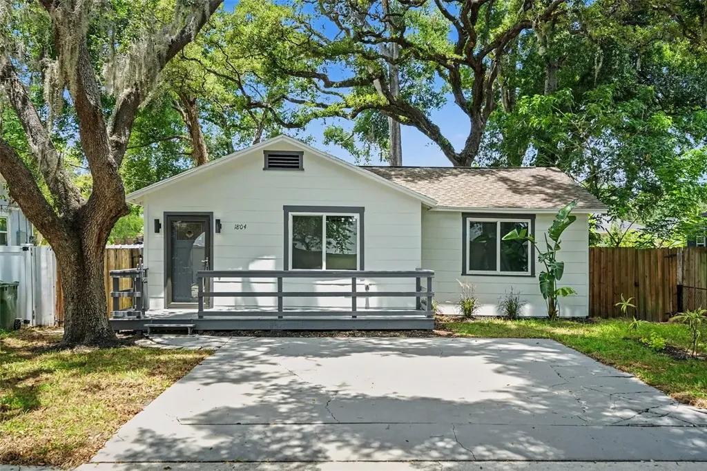 1804 E Comanche Avenue Tampa FL 33610