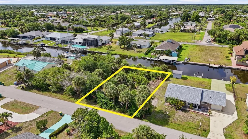 18318 Van Nuys Circle Port Charlotte FL 33948