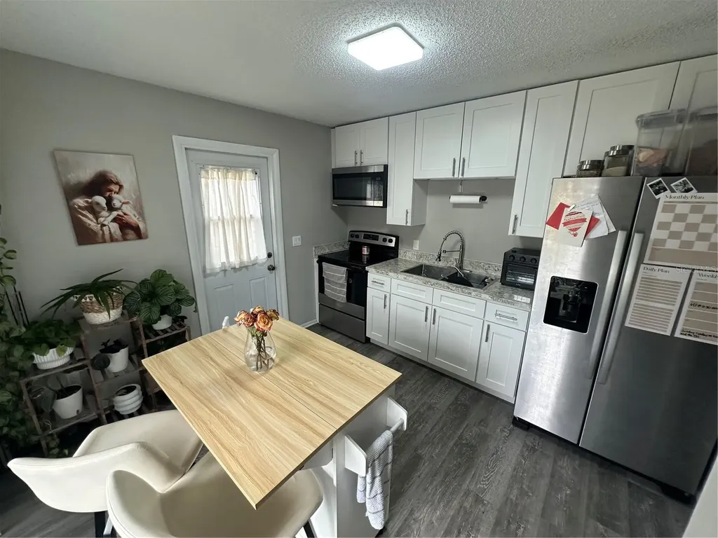 226 4th Street Lake Mary FL 32746