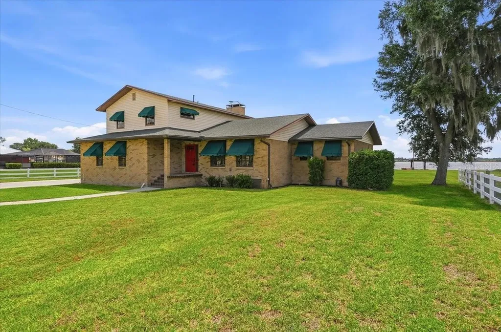 2731 State Road 557 Lake Alfred FL 33850