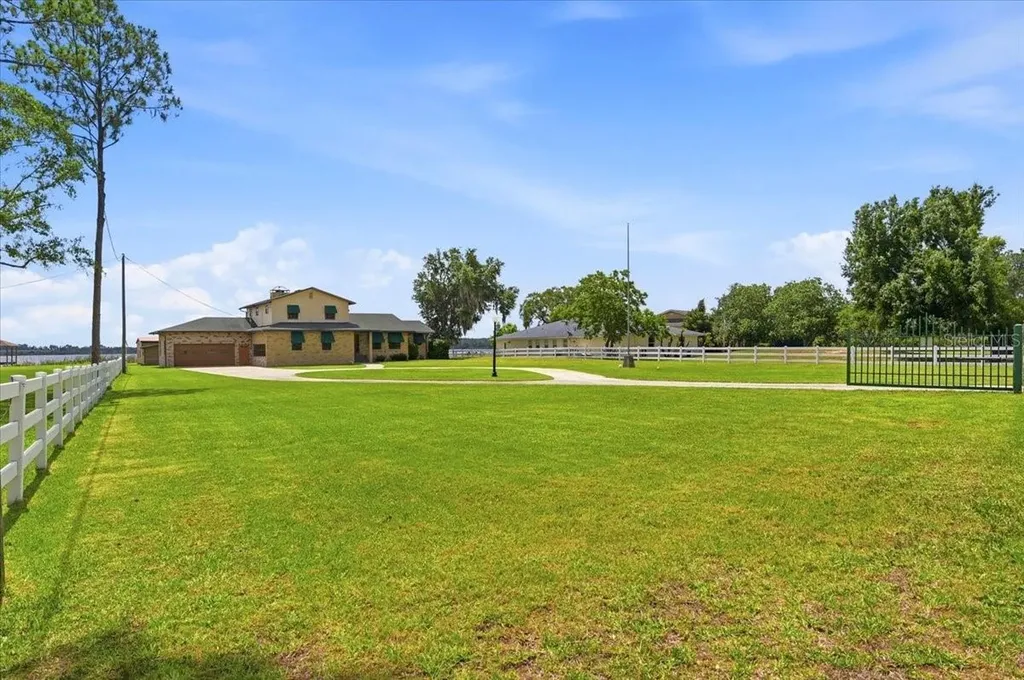 2731 State Road 557 Lake Alfred FL 33850