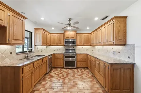 2731 State Road 557 Lake Alfred FL 33850
