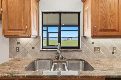2731 State Road 557 Lake Alfred FL 33850