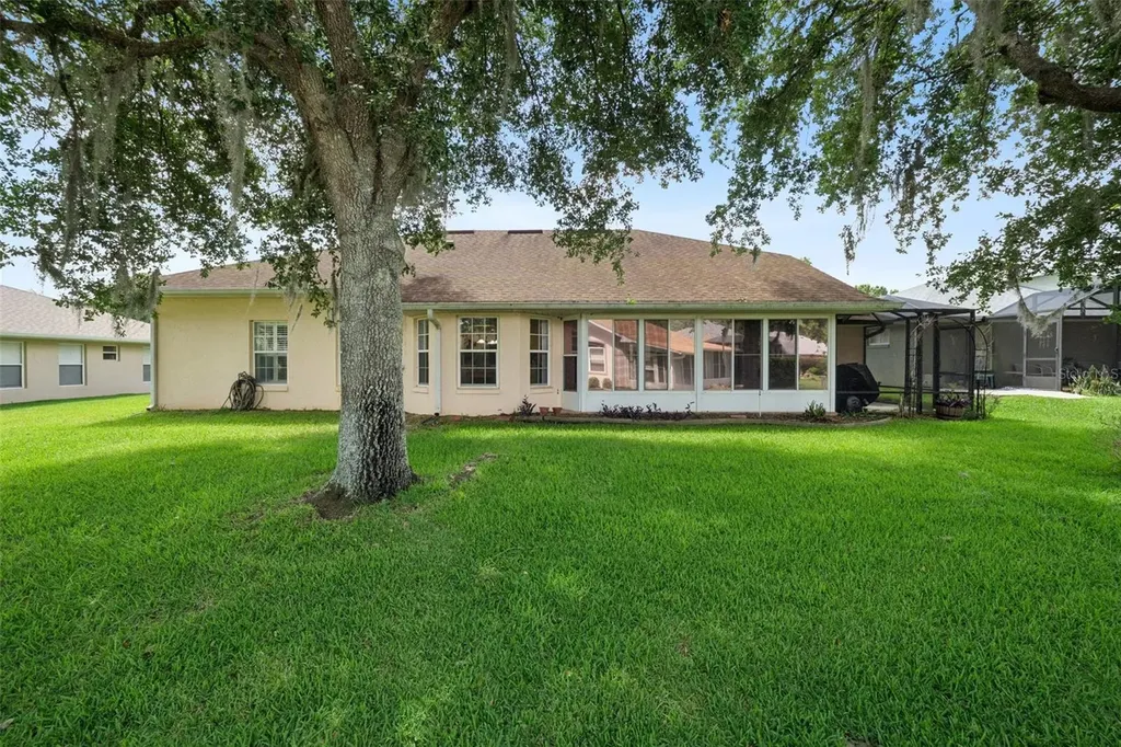 5825 Princess Caroline Place Leesburg FL 34748