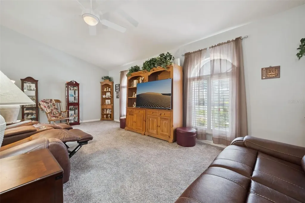 5825 Princess Caroline Place Leesburg FL 34748