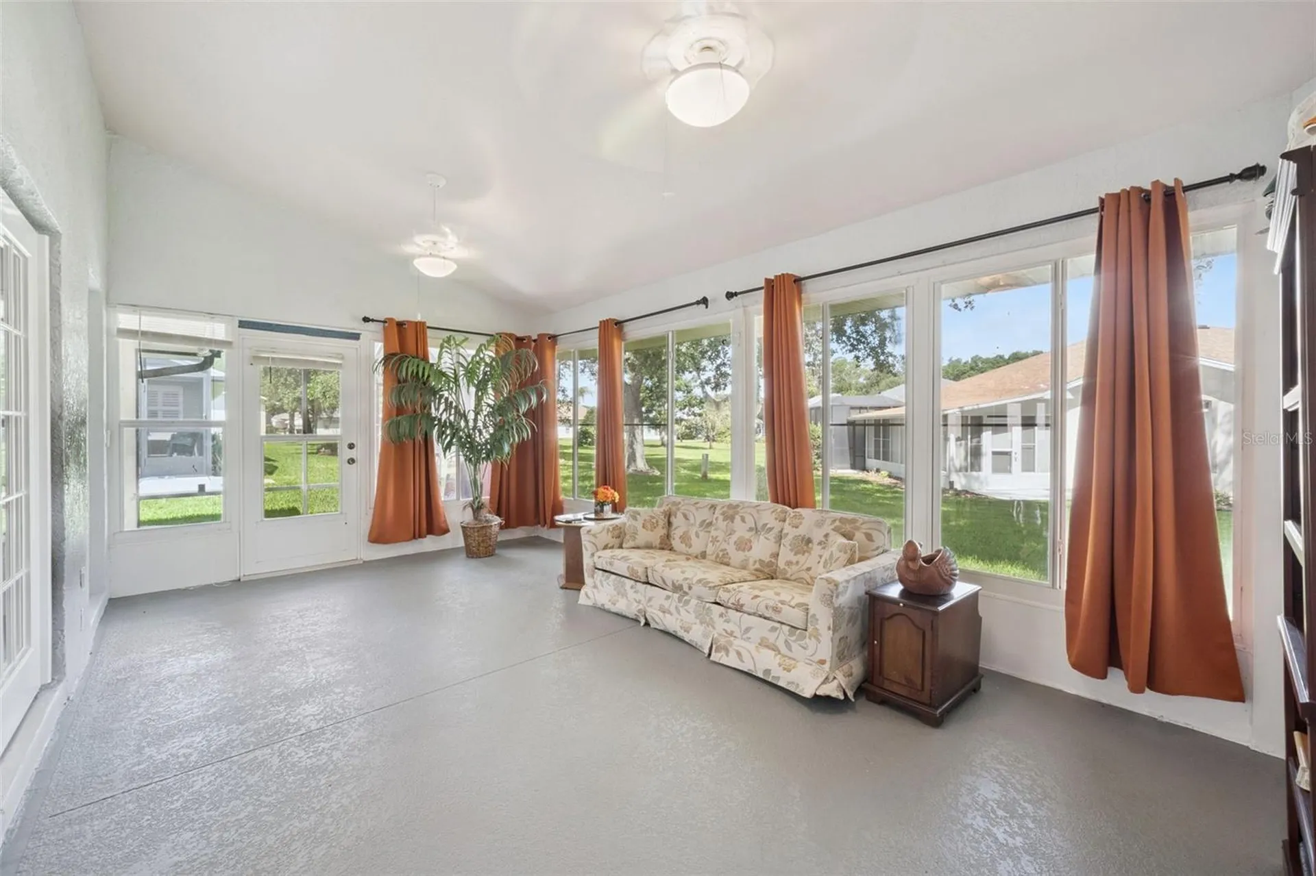 5825 Princess Caroline Place Leesburg FL 34748