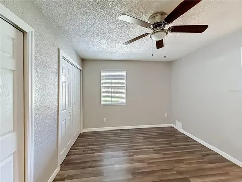 1913 W Hanna Avenue Tampa FL 33604
