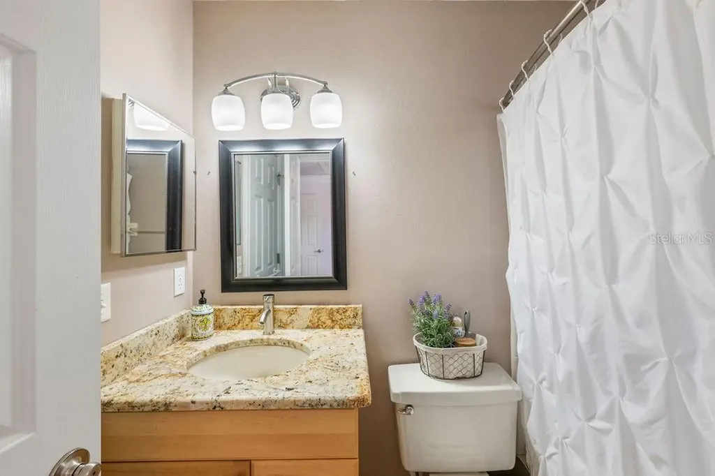 2837 Cayman Way Orlando FL 32812