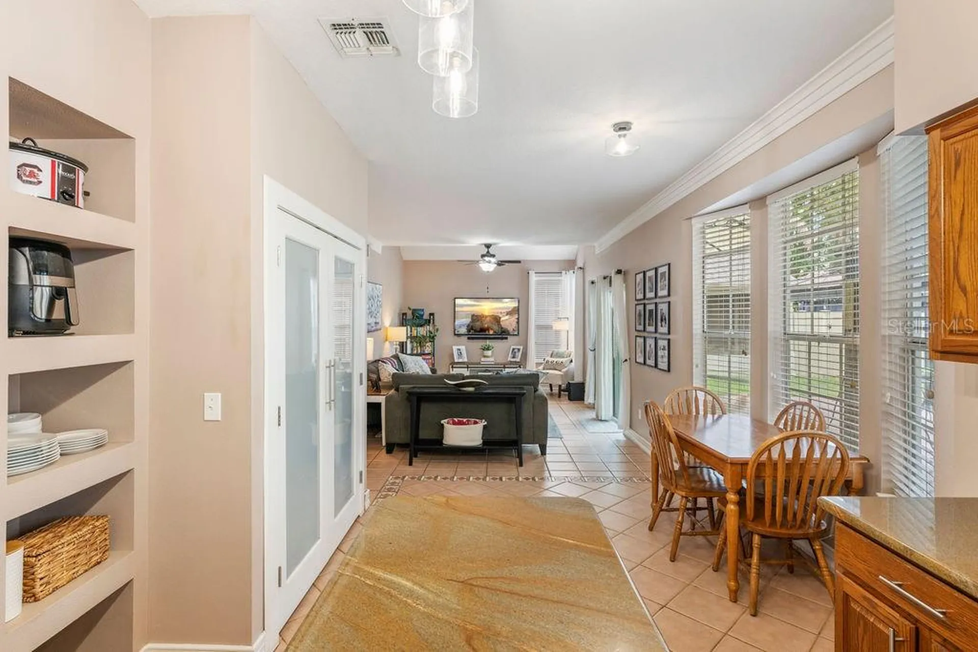 2837 Cayman Way Orlando FL 32812