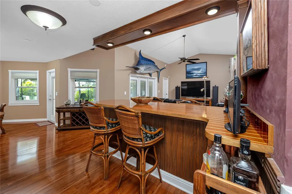 1116 Kingfish Place Apollo Beach FL 33572