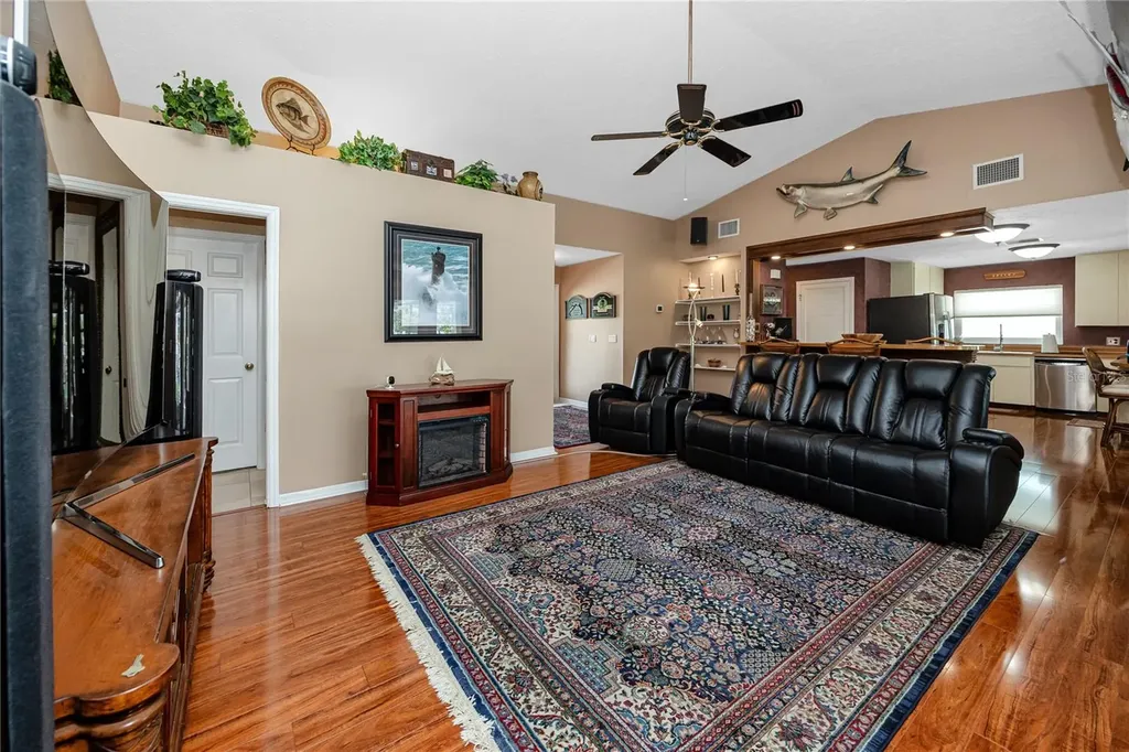 1116 Kingfish Place Apollo Beach FL 33572