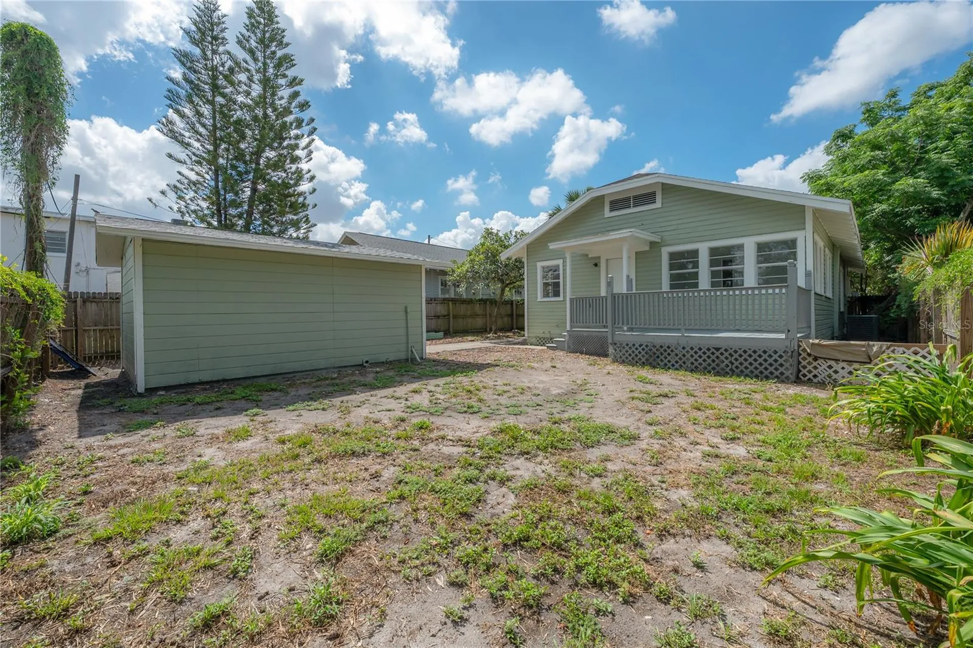 103 W North Bay Street Tampa FL 33603