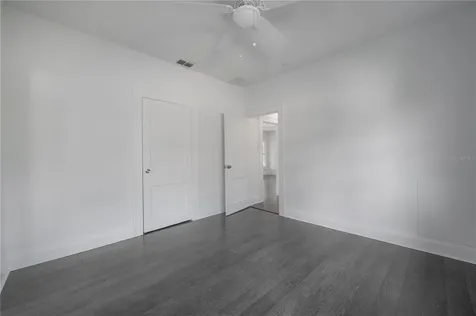 103 W North Bay Street Tampa FL 33603
