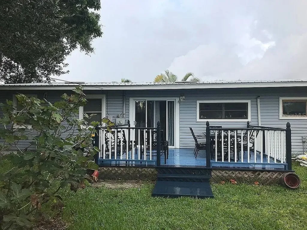 227 Woodland Avenue Cocoa Beach FL 32931