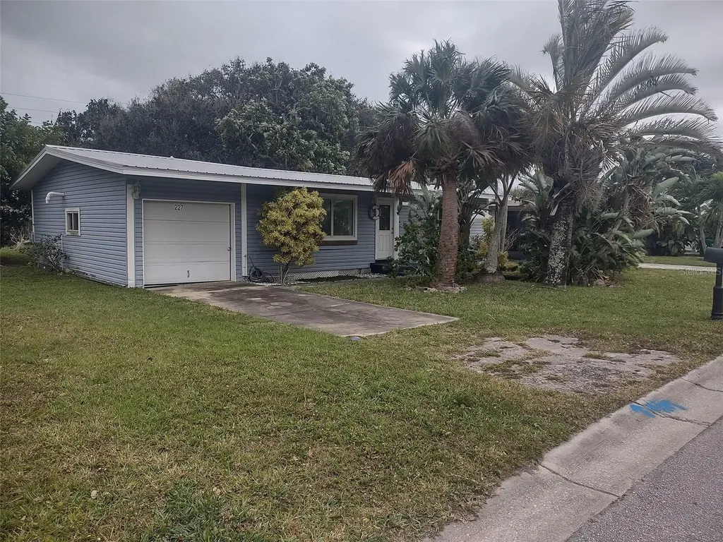 227 Woodland Avenue Cocoa Beach FL 32931