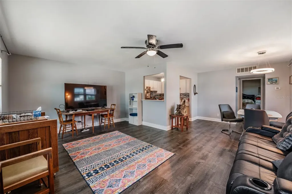 302 Andover Place S Sun City Center FL 33573
