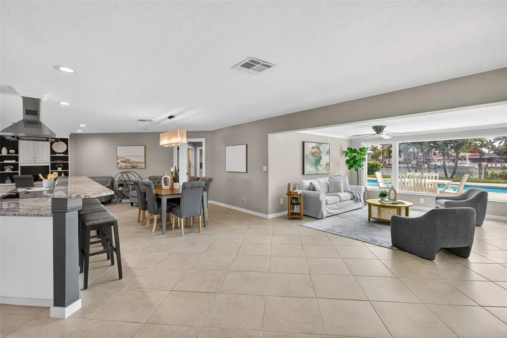 1260 81st Street S St Petersburg FL 33707