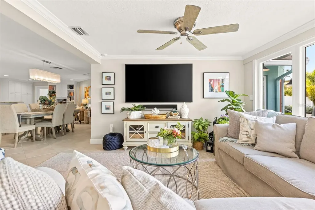 1260 81st Street S St Petersburg FL 33707