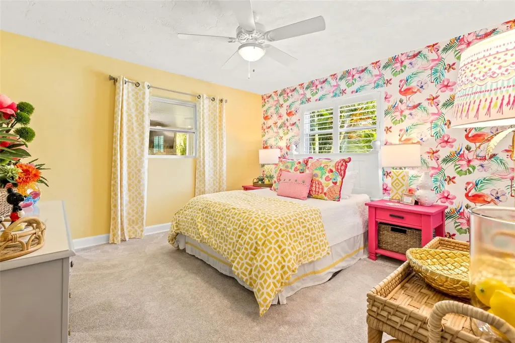 1260 81st Street S St Petersburg FL 33707
