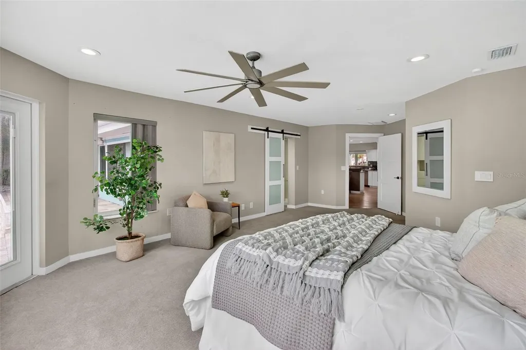 1260 81st Street S St Petersburg FL 33707