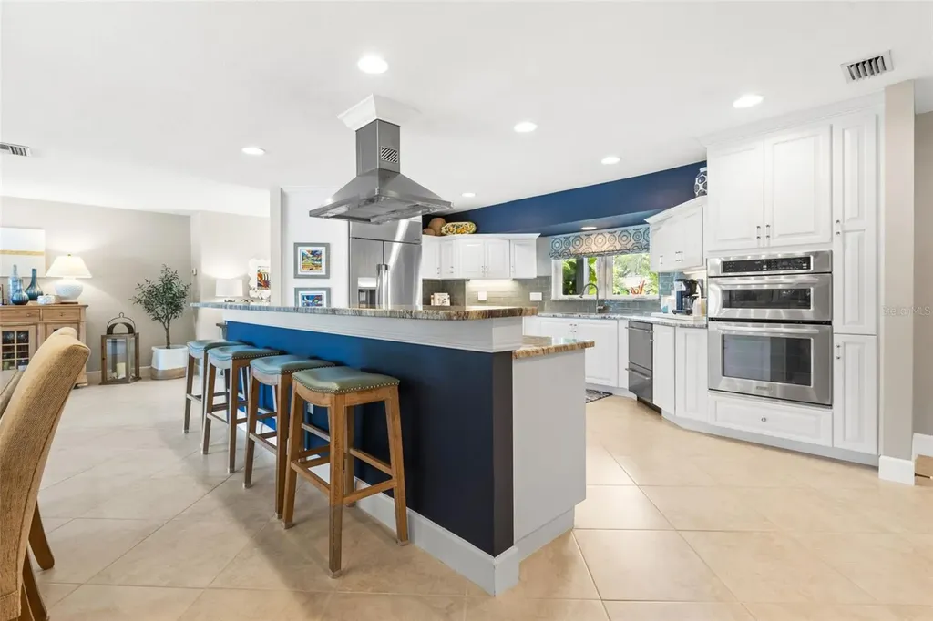 1260 81st Street S St Petersburg FL 33707
