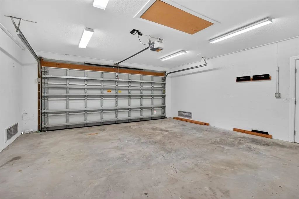 1260 81st Street S St Petersburg FL 33707