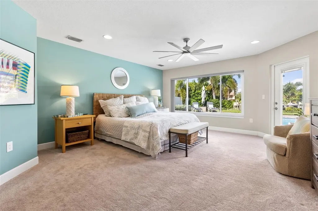 1260 81st Street S St Petersburg FL 33707