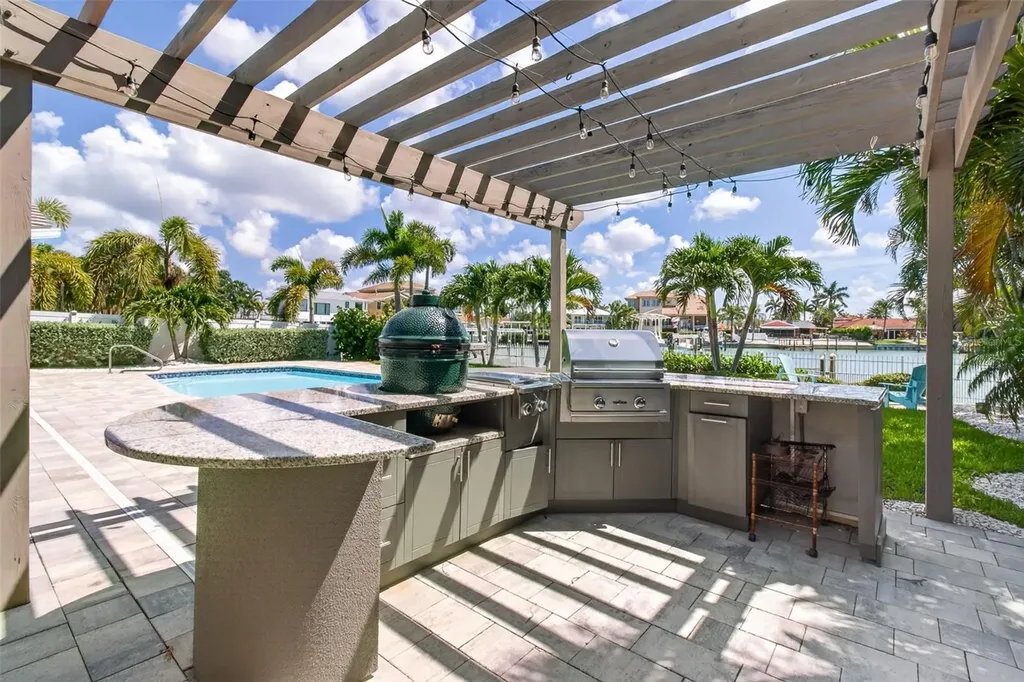 1260 81st Street S St Petersburg FL 33707