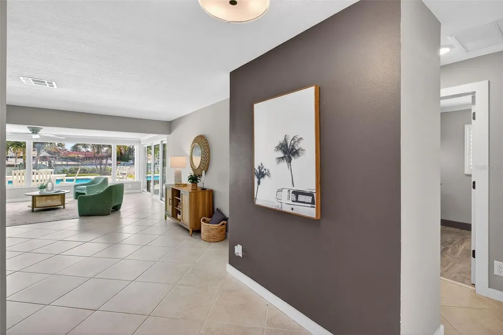1260 81st Street S St Petersburg FL 33707