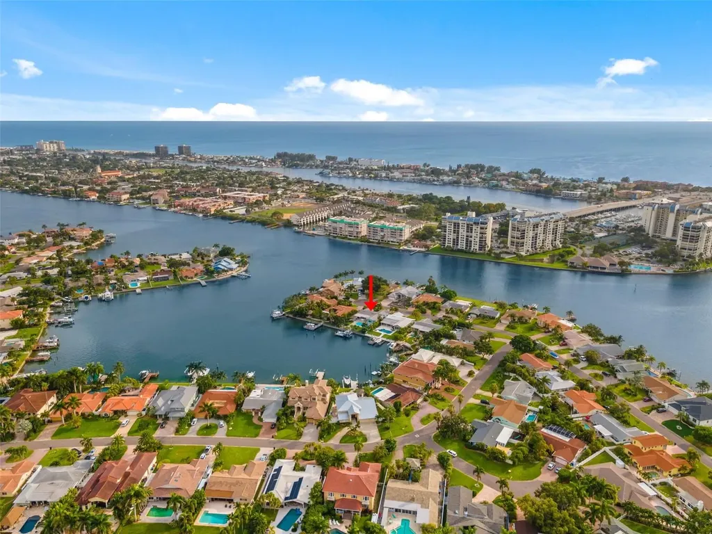 1260 81st Street S St Petersburg FL 33707