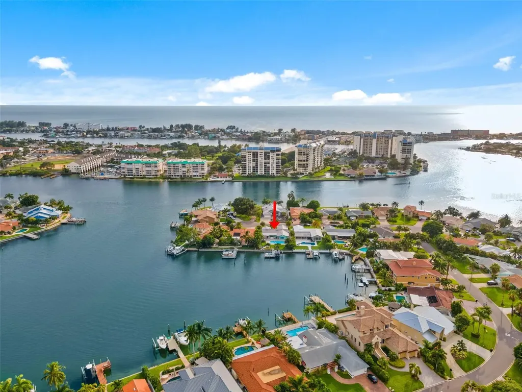 1260 81st Street S St Petersburg FL 33707