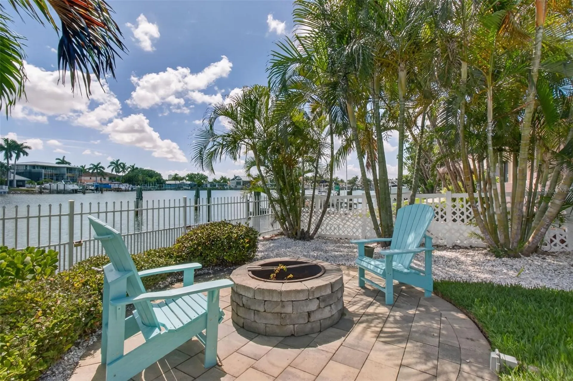 1260 81st Street S St Petersburg FL 33707