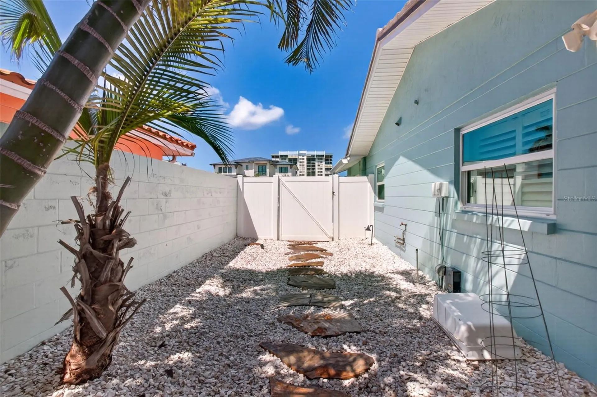 1260 81st Street S St Petersburg FL 33707