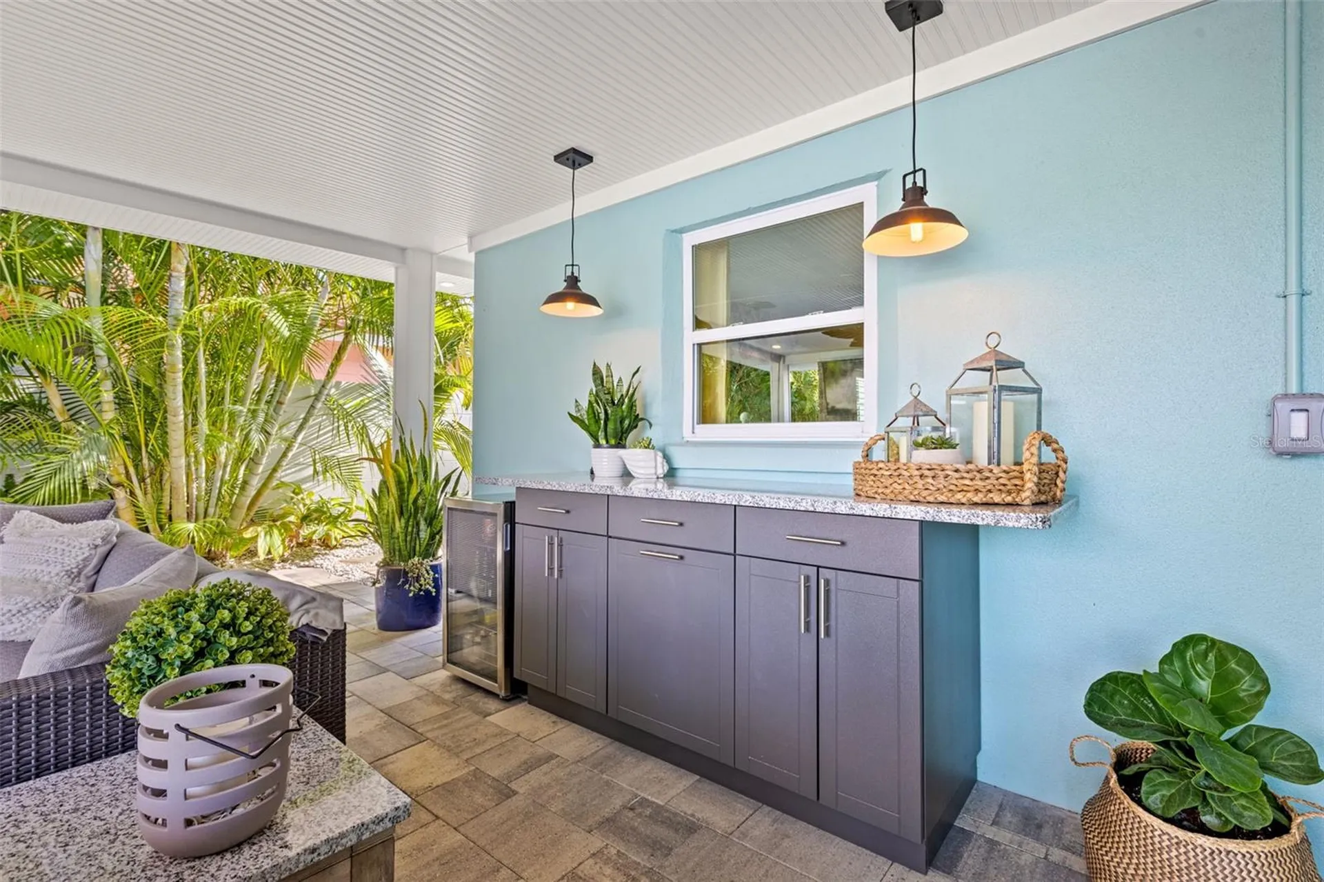 1260 81st Street S St Petersburg FL 33707