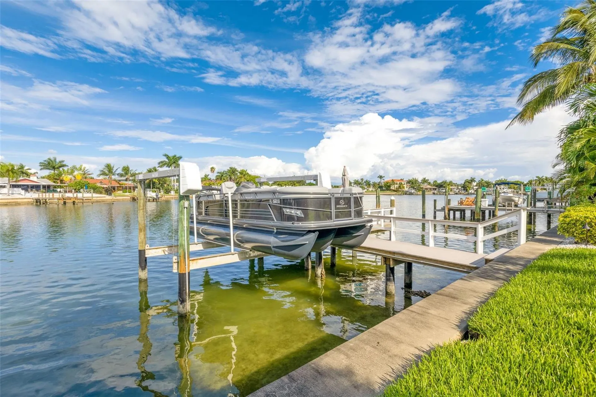 1260 81st Street S St Petersburg FL 33707