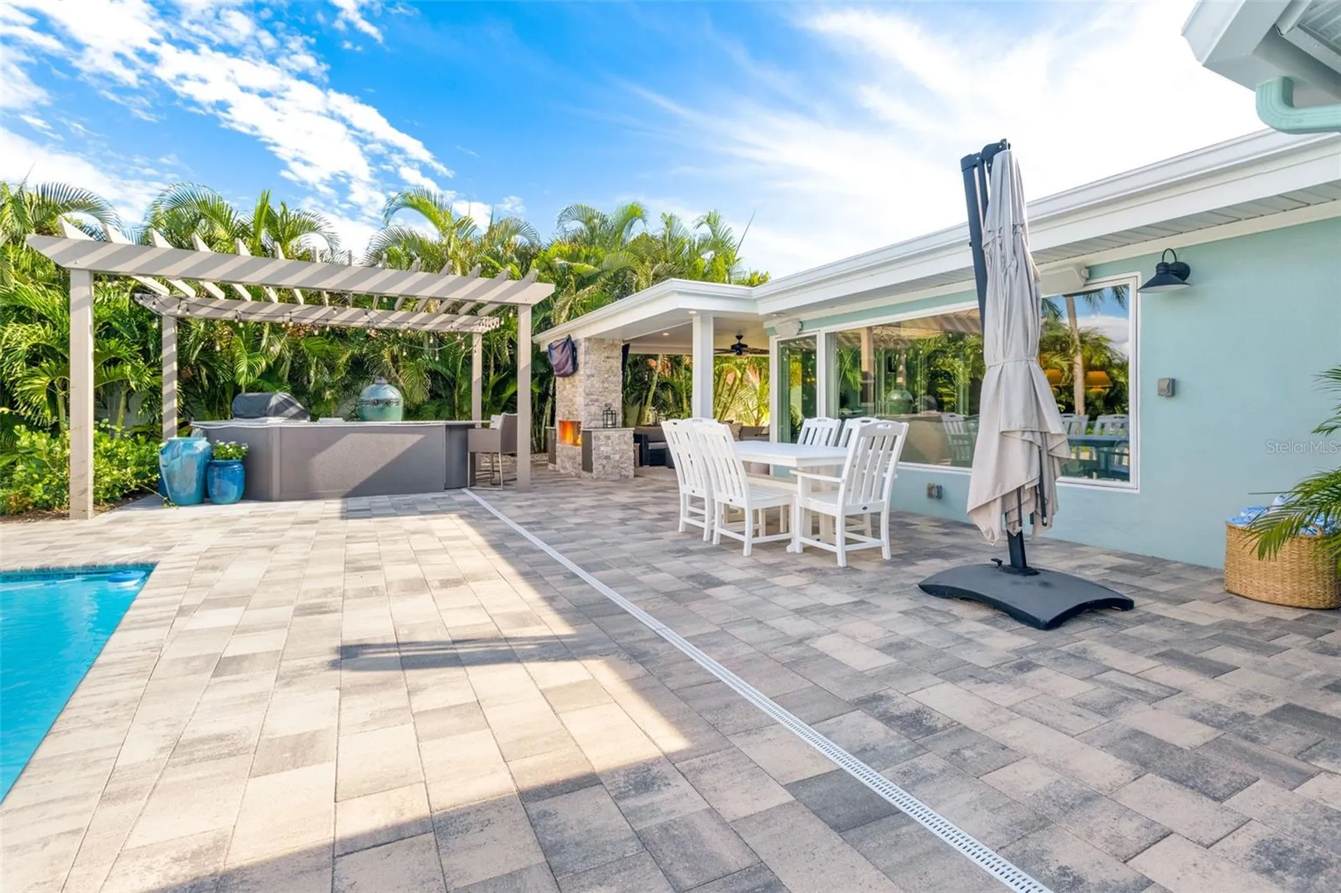 1260 81st Street S St Petersburg FL 33707
